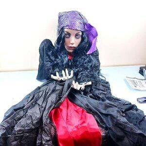 Halloween Animated Witch Prop With Light-Up Eyes Skeleton Hands & Stand Black &